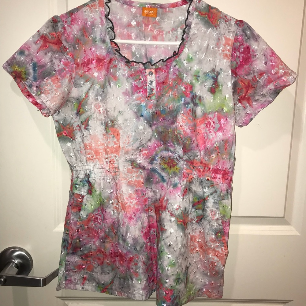 Scrub Top